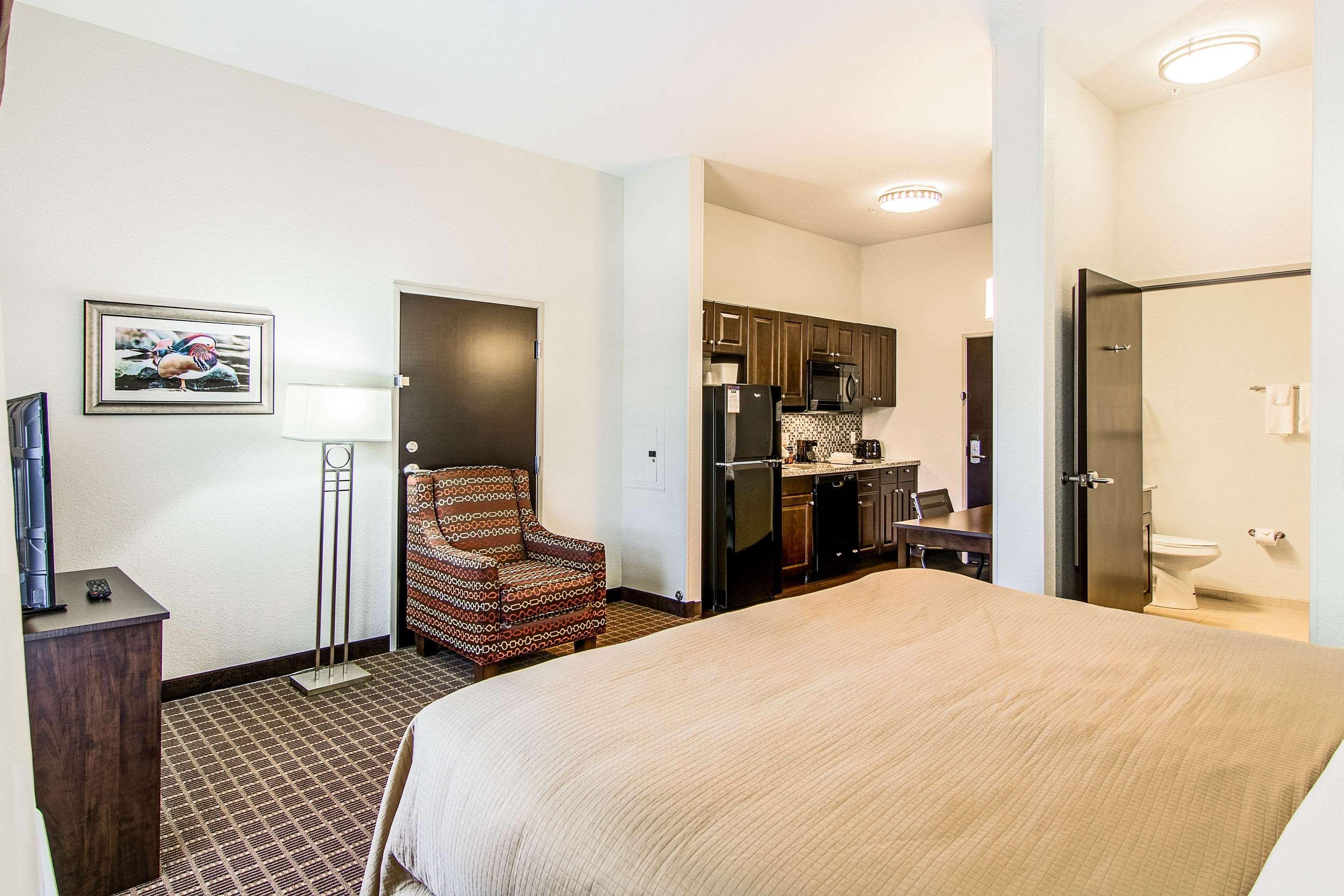Sleep Inn & Suites West-Near Medical Center Rochester Exterior photo
